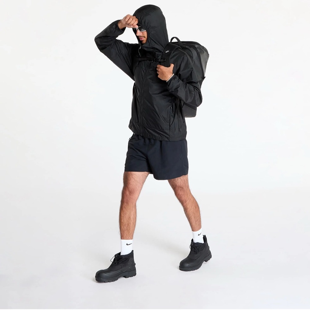 Nike ACG Cinder Cone Men Windproof WindbreakerJacket Black and White with Hoddie